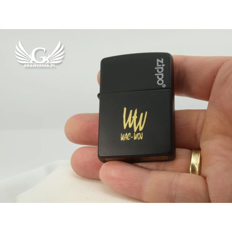 Zapalniczka ZIPPO Black Matte Logo - ZIP056