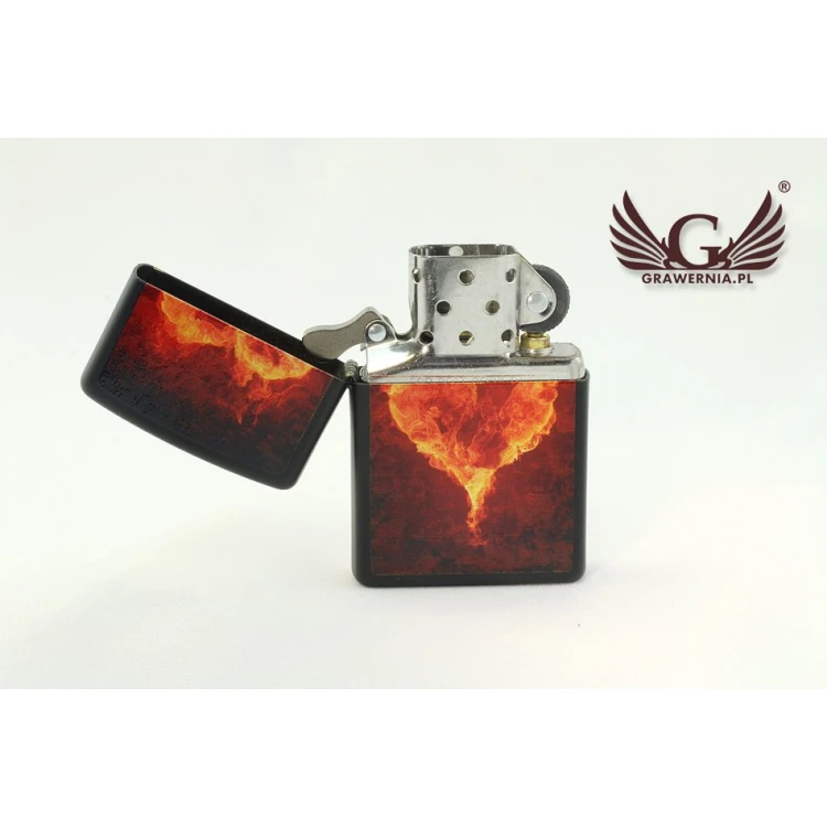 Zapalniczka Zippo Burning Heart Black Matte - ZIP017