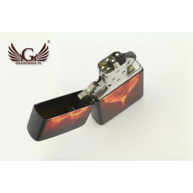 Zapalniczka Zippo Burning Heart Black Matte - ZIP017