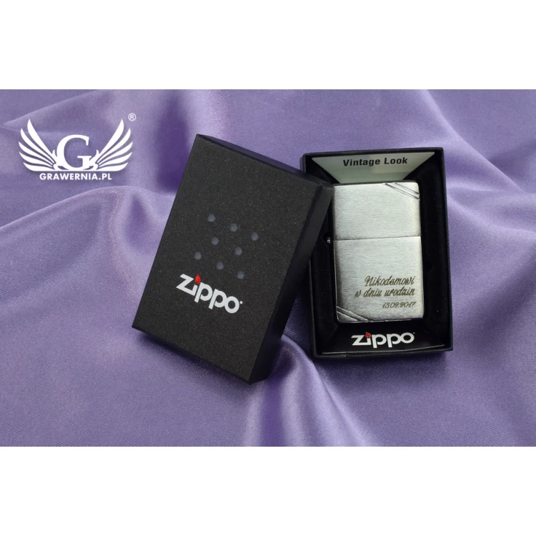 Zapalniczka ZIPPO Vintage Brushed Chrome with Slashes - ZIP027