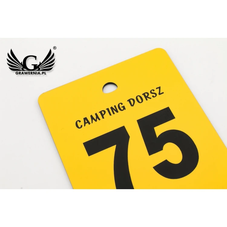 Zawieszki na kemping, pole namiotowe - wymiary: 80x135mm - CAMP4